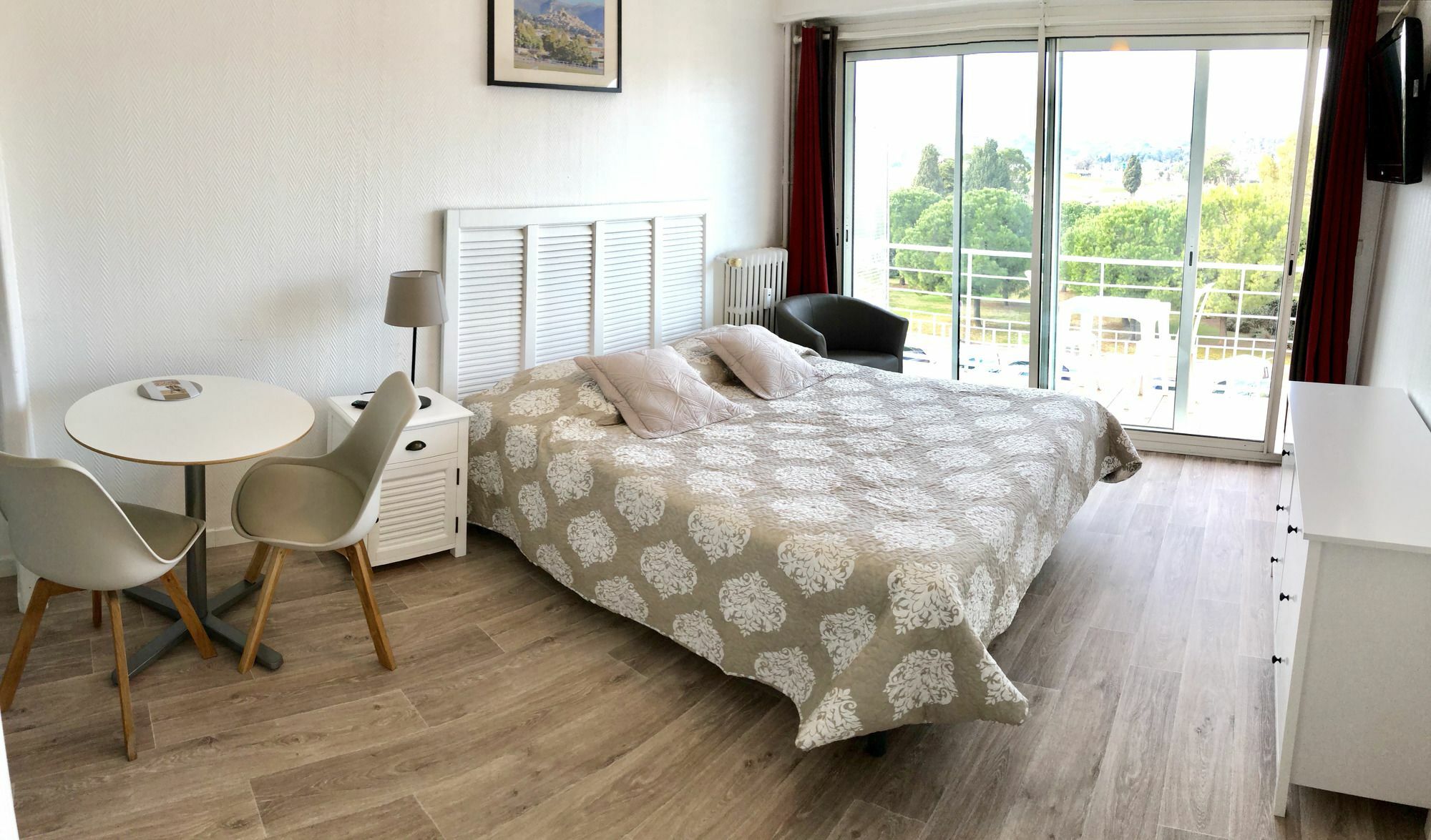 Residence Meublee Studiotel Cagnes-sur-Mer Eksteriør billede