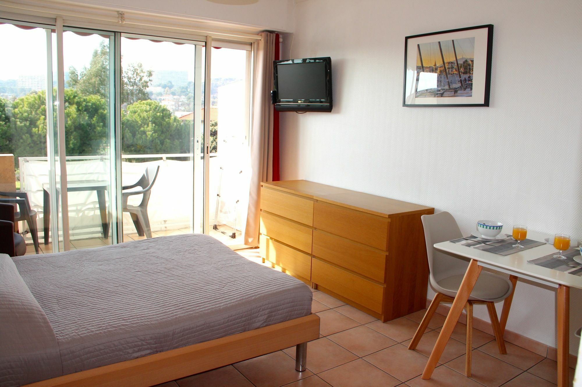 Residence Meublee Studiotel Cagnes-sur-Mer Eksteriør billede